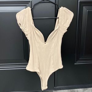 NWOT lulus bodysuit